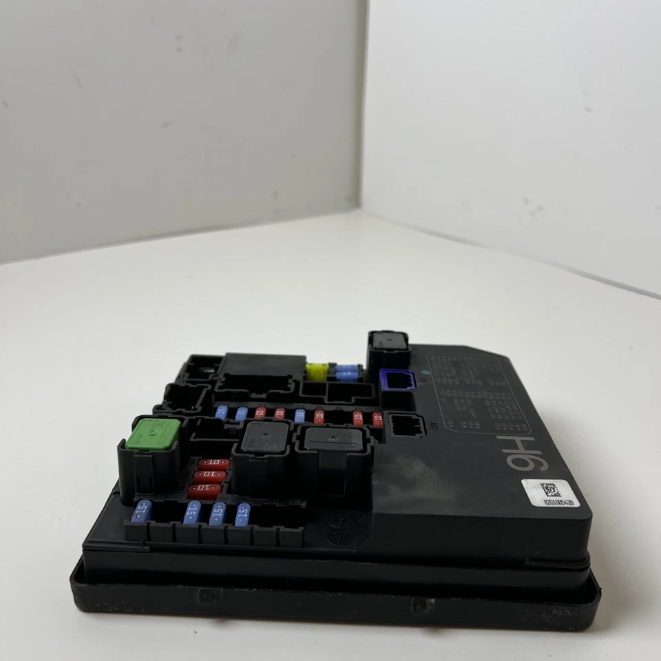 Nissan Sentra 2014 IPDM motor caja de fusibles 284B73RA3B fabricante original Foto 3 de 4