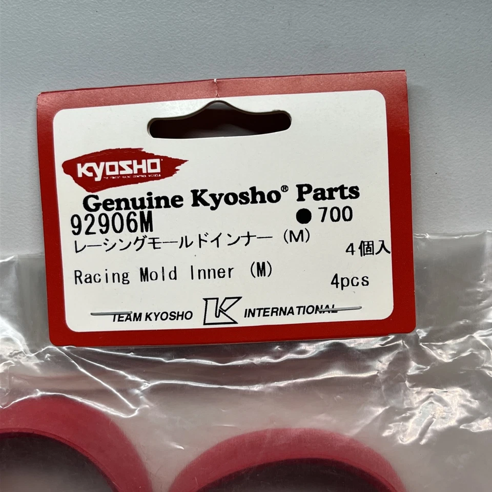 Juego de 4 insertos de neumáticos medianos Kyosho 92906M 24 mm coche de turismo RC HPI vintage Foto 2 de 3