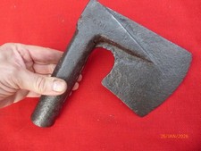 belle hache à douille