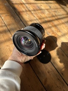 Hasselblad HCD 28mm F/4 Low Use Excellent Condition Original Lens Caps & Pouch