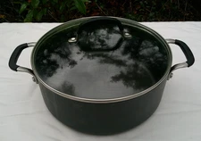 Calphalon 8785 Simply Calphalon 5 Qt Stock Pot with Lid