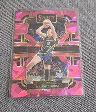 WNBA Panini Prizm 2024 Maddy Siegrist #61 Pink Ice