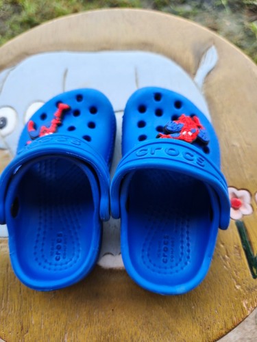 Crocs Classic "Spiderman" niños pequeños 4C - Imagen 5 de 6