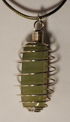 Serpentine Stone (New Jade) Necklace Spiral Bead Cage 18