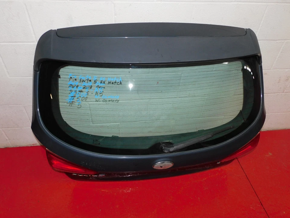 2014 2015 2016 2017 2018 KIA FORTE 5 EX HATCH LIFTGATE OEM WITH CAMARA Foto 2 de 4