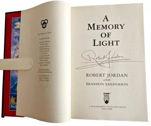 A Memory of Light by Robert Jordan & Brandon Sanderson 1st Ed 2013