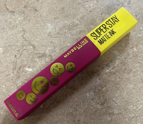Lápiz labial Maybelline Superstay Matte Ink 465 Reviver líquido 0,17 fl oz - Imagen 2 de 5