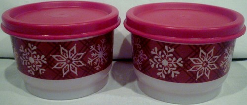 2 Tupperware Snackbecher rote Deckel rot Schneeflocke Design 4914B - Bild 6 von 12