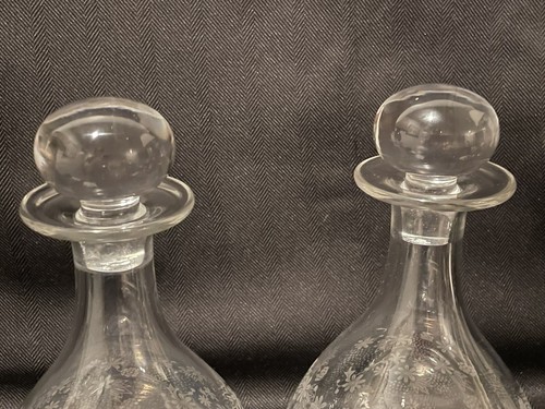 Pair of TWO Rare BACCARAT Vintage Hand Blown Crystal Elizabeth Decanters. Marked - Picture 17 of 19