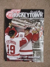 2002 DETROIT RED WINGS STANLEY CUP CHAMPIONS COMMEMORATIVE BOOK