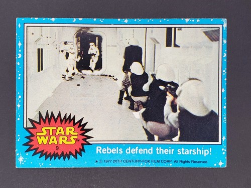 1977 Topps Star Wars #9 Rebels defend their starship! — Raw