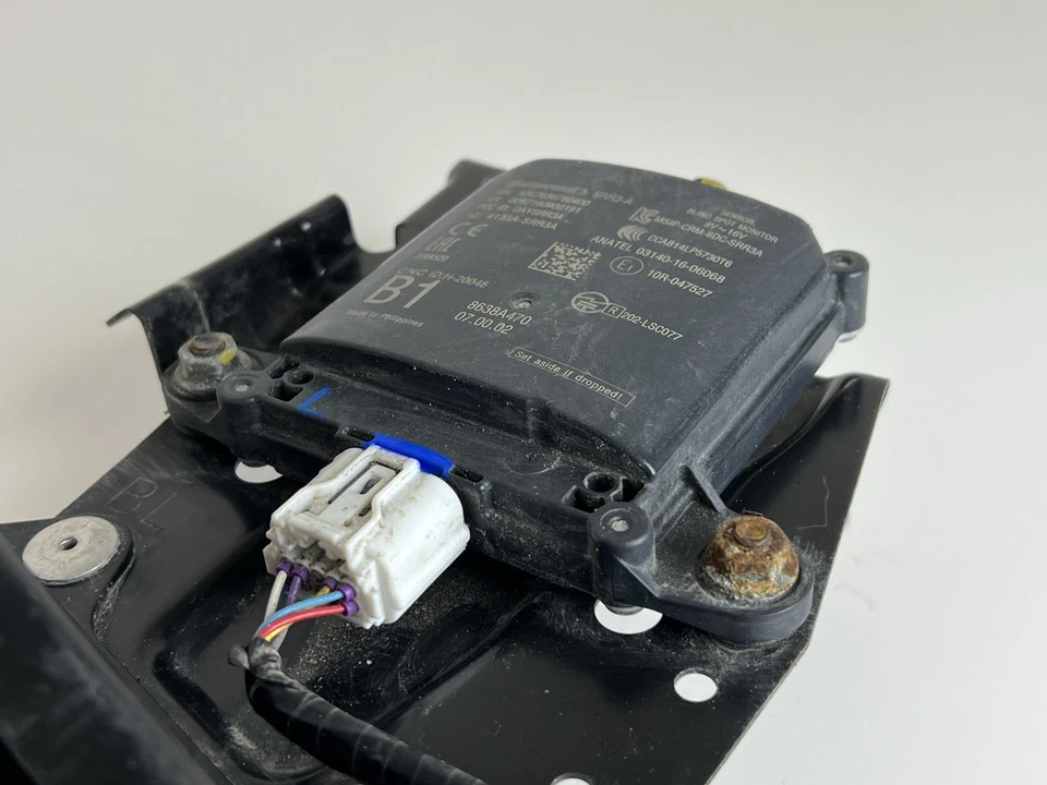 2018 MITSUBISHI RVR BLIND SPOT SIDE RADAR SENSOR LEFT 8638A470 OEM - Imagem 2 de 4