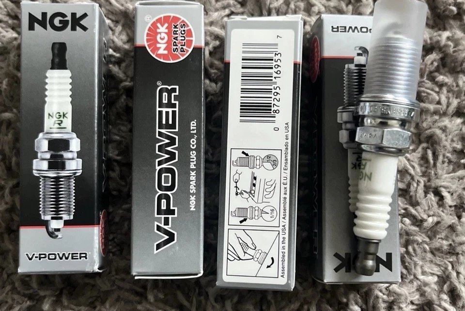 Conjunto de 4 velas de ignição NGK BKR5E11 OEM V-Power para Nissan Toyota Audi VW Kia 6953 - Imagem 2 de 3