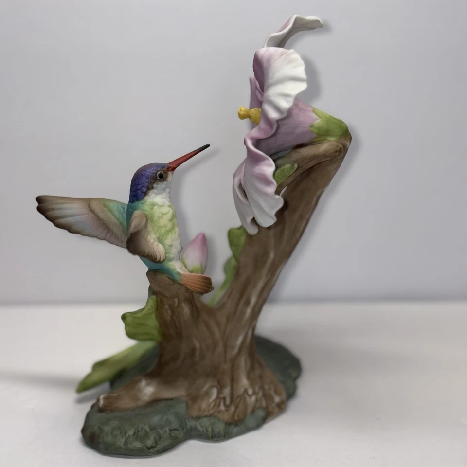 Vintage Homco Masterpiece Porcelain Hummingbird And Hibiscus Flower Figurine - Image 3 of 4