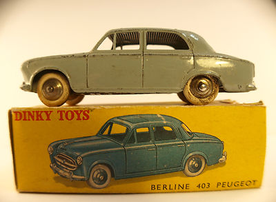 DINKY TOYS 24B PEUGEOT 403 EN BOITE D'ORIGINE VNMIB