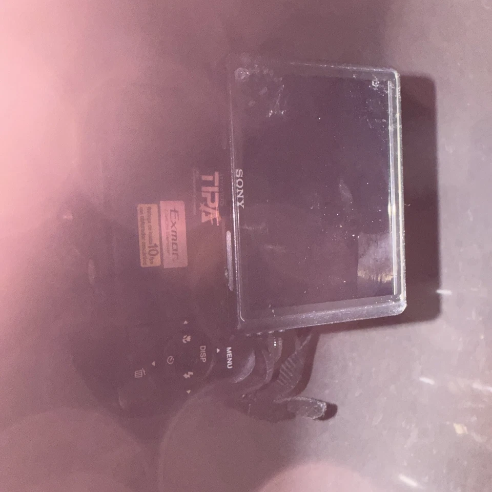 Sony Cyber-shot DSC-HX1 9.1MP Digital Camera - Black For Parts - Image 4 of 4