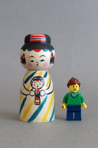 Small Japanese Kokeshi wood doll Yajiro style by Toshio Takada - F