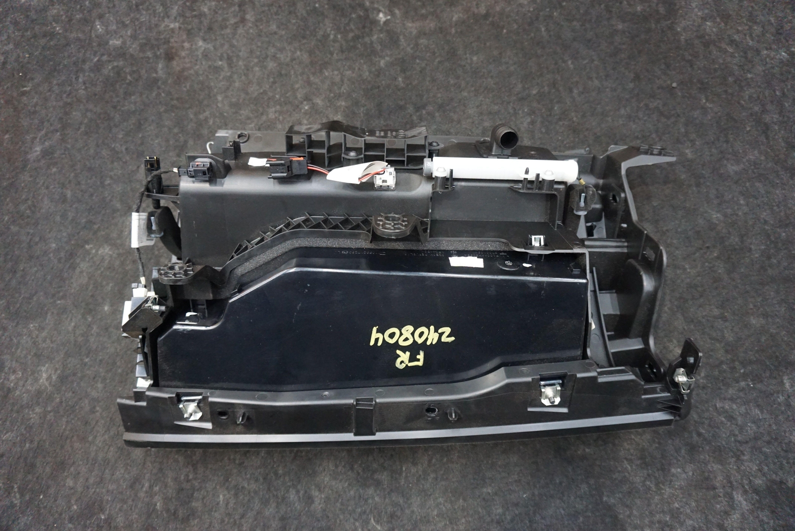 Front Right Passenger Glove Box Assembly 670099851 Maserati Ghibli M157 2017-24