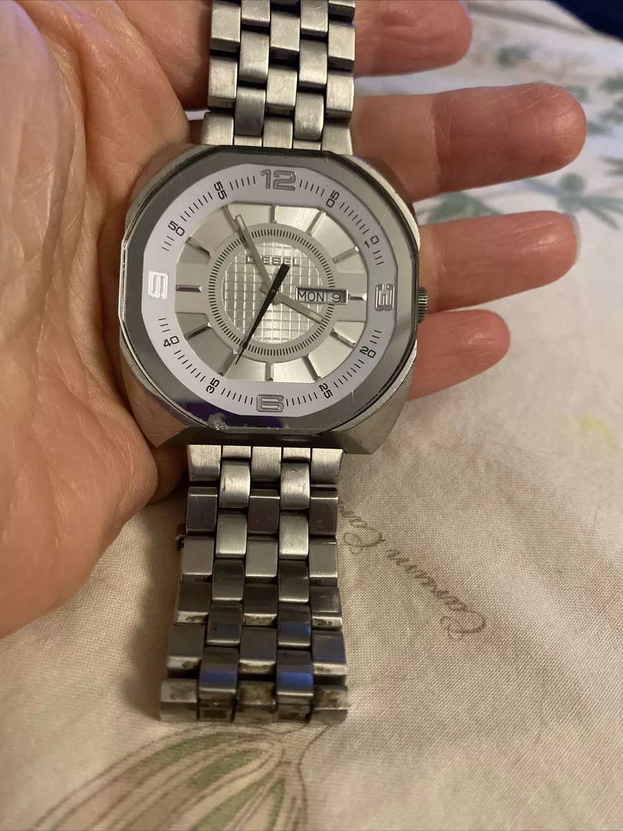 Rare Men s Diesel Watch dz 1120 Chunky Square Silver Stainless Steel Mirror