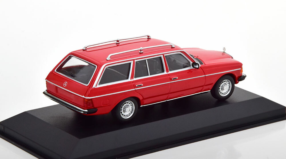 ミニカー Mercedes-Benz 230 S 1:43 SPARK ミニカー Mercedes-Benz 230 S 1:43 SPARK Mercedes-Benz 230 S
