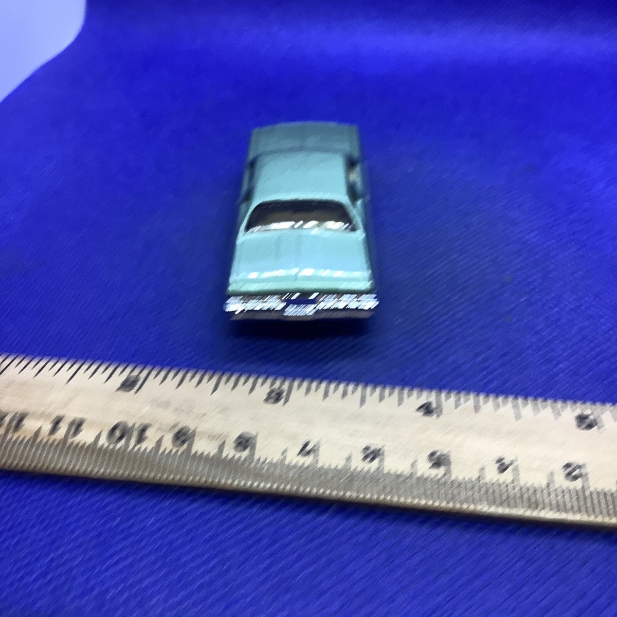 Matchbox '75 Chevy Caprice - MBX Road Trip Series 13/20 Die-Cast Car