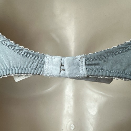 Gilly Hicks Lace Bonded Cups Bra, Size 34A, Silver Grey - Picture 6 of 12