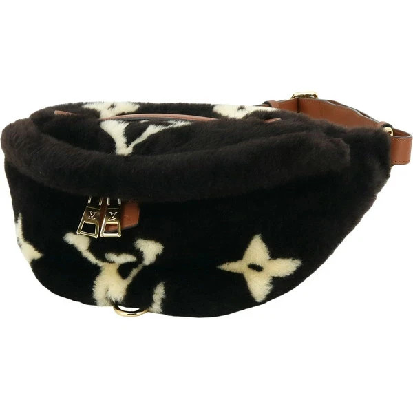 LOUIS VUITTON Bum bag LV Ski Cozygram Monogram Giant Shearling