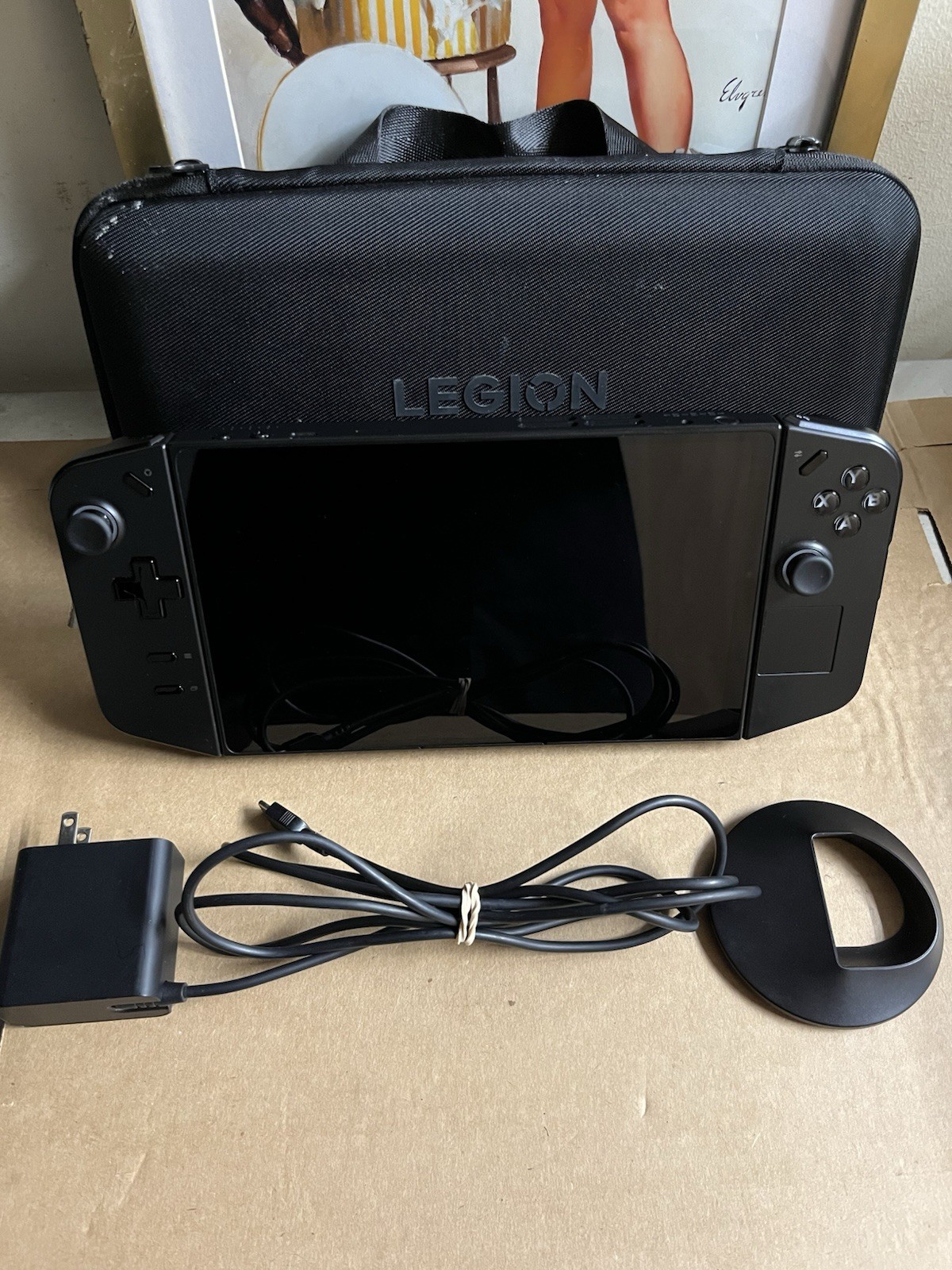 Lenovo Legion Go 1 (Non-AMOLED) - 512GB SSD, 16GB RAM, Windows 11