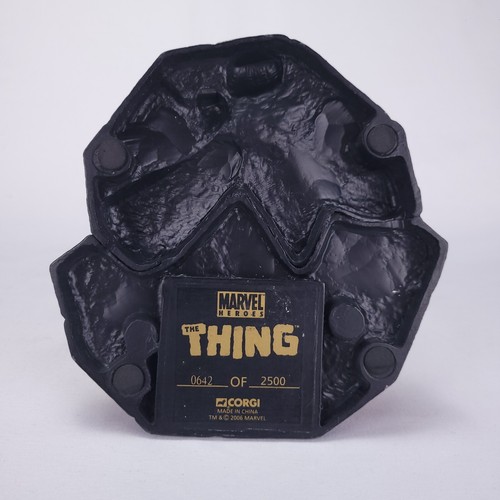 Statuina Marvel Heroes The THING di Corgi in metallo dipinta a mano tiratura limitata - Foto 7 di 9