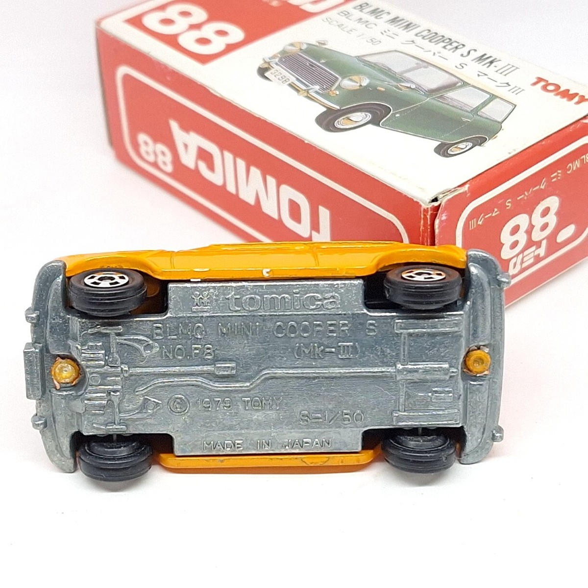 トミカ DINKY BLMC MINI COOPER S 1/50 Tomica BLMC Mini Cooper S Mk3 F8 made in Japan 1/50 Mini 30