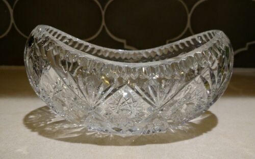 BRILLIANT CUT CRYSTAL BOWL BOAT SHAPED julia - Picture 1 of 4