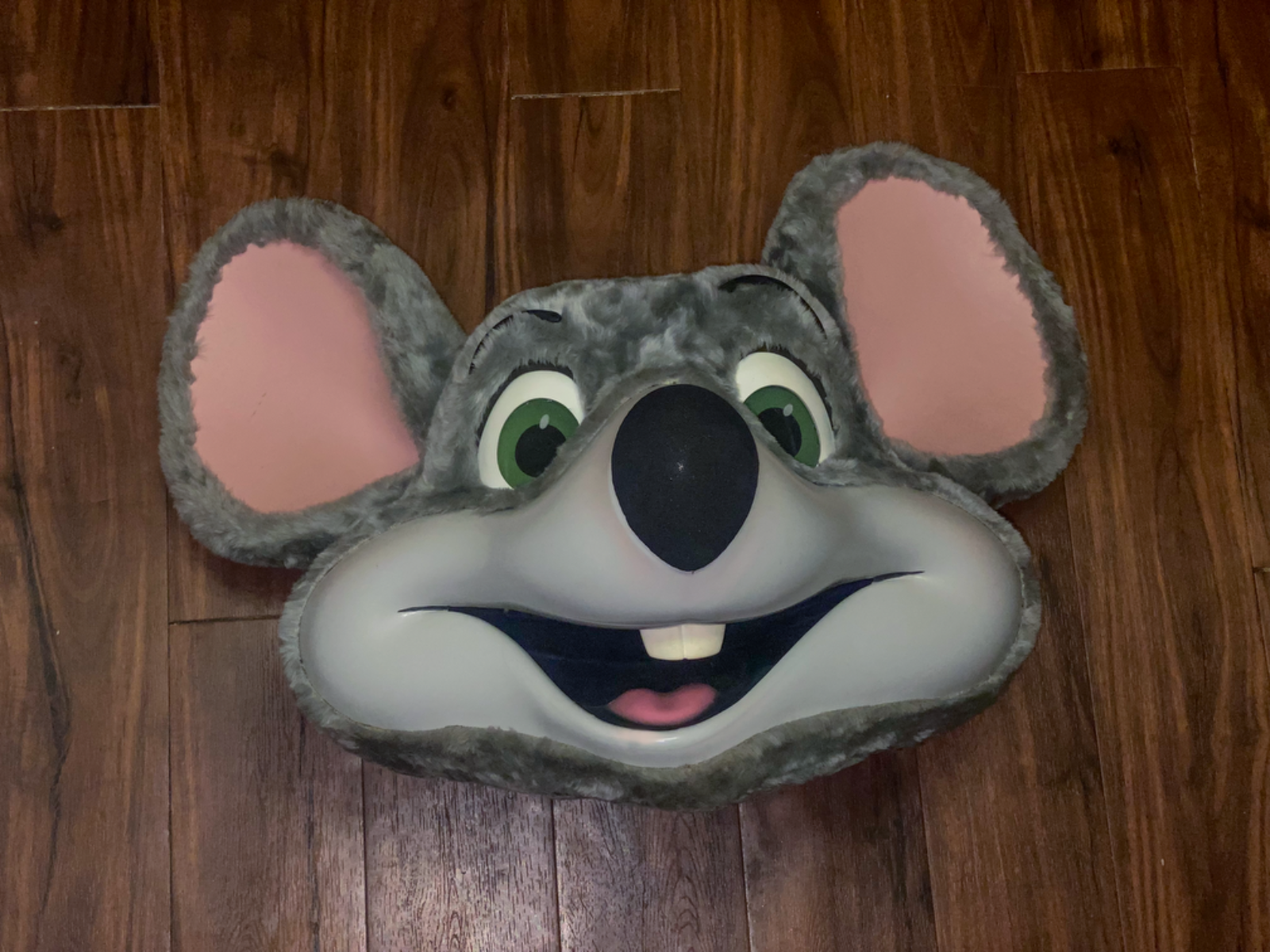 Chuck E Cheese’s New / Old Stock Rockstar Mascot Costume Head - RARE!