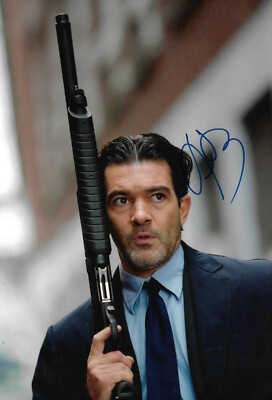 Antonio Banderas Autogramm signed 20x30 cm Bild 