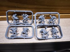 Warhammer Lizardmen Skinks x8 Archers 1996 OOP On Sprue