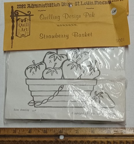 Vintage Quilling Kit --Strawberry Basket -- Includes Paper and Instructions