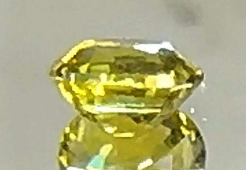 CRISOBERYLO limpio con lupa 0,87 cts 6x5 - Imagen 5 de 7