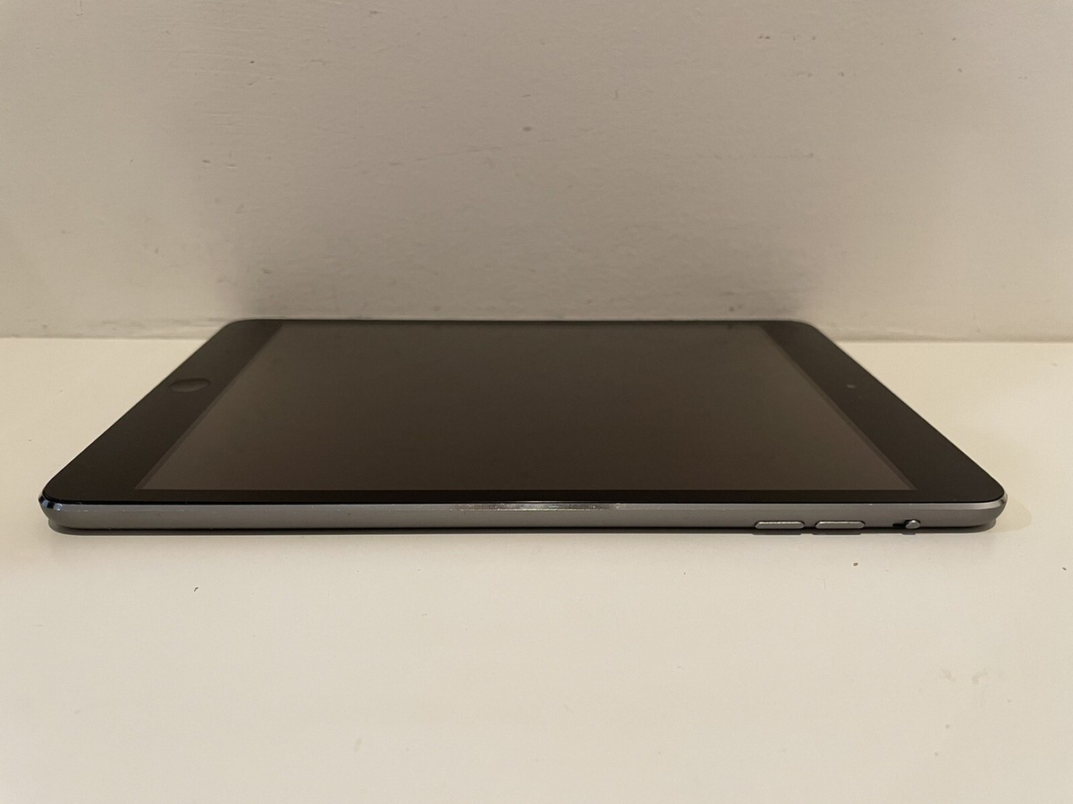 Apple iPad mini 2 32GB, Wi-Fi, 7.9in - Space Gray - White Apple iPad mini 2 32GB, Wi-Fi, 7.9in - Space Gray - White