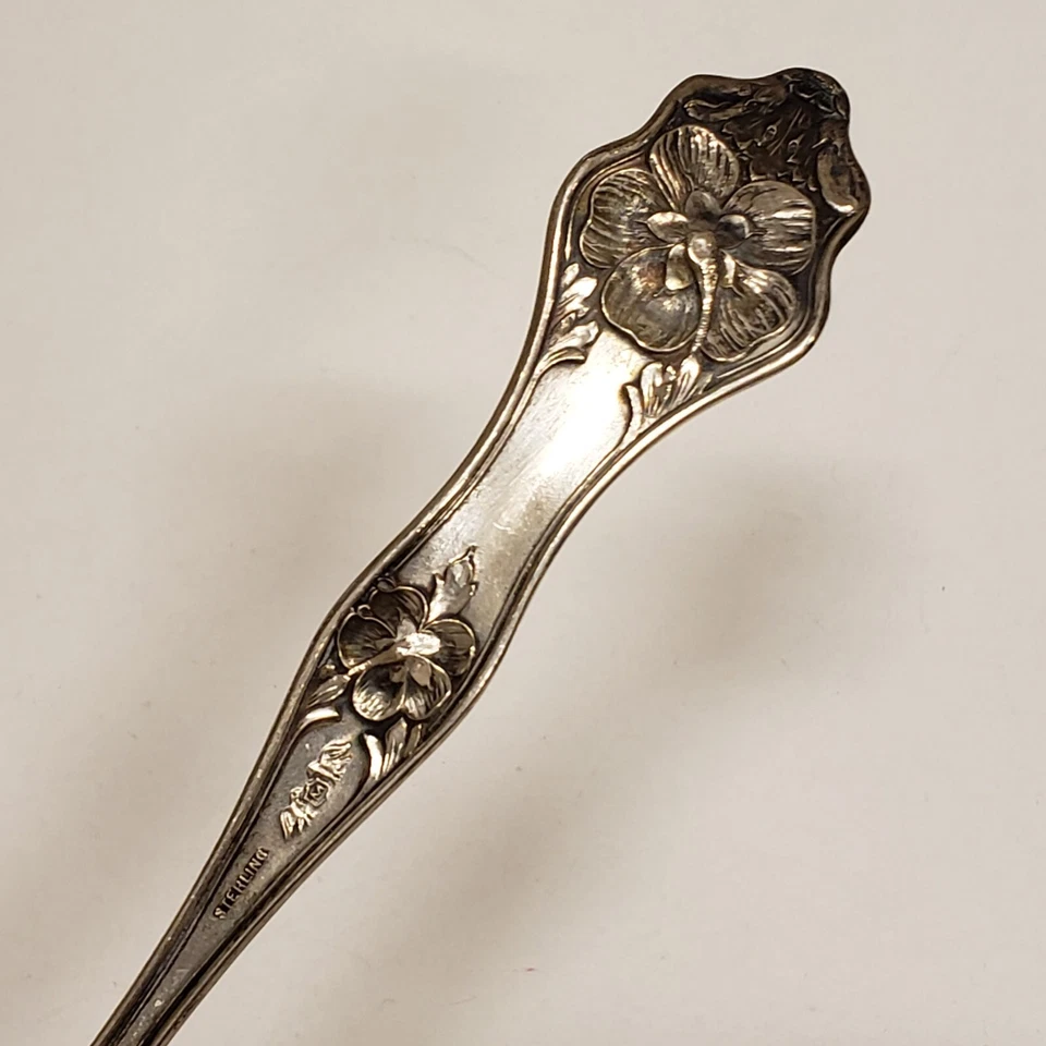 Antique Manchester Mfg Co Sterling Silver LANDERS NO. 2 Large Floral Berry Spoon - Image 3 of 4