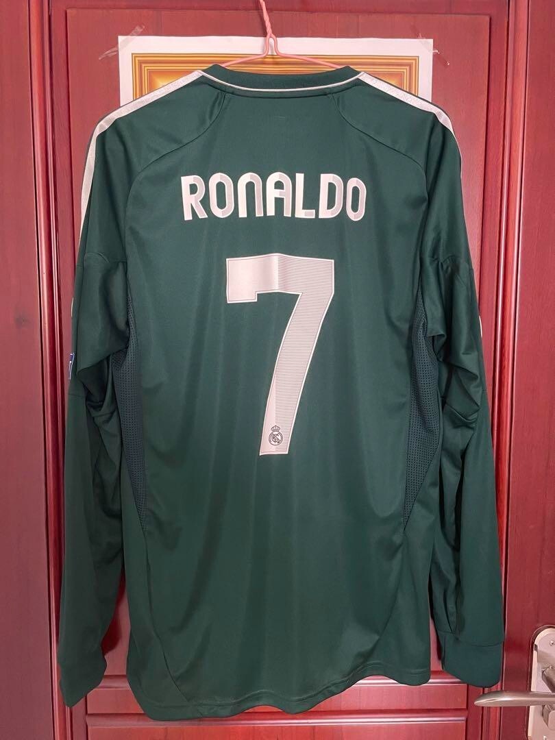 12/13 レアルマドリード#7 RONALDO MU戦仕様 支給品 12/13 レアルマドリード #7 ロナウド直筆サイン 選手支給品