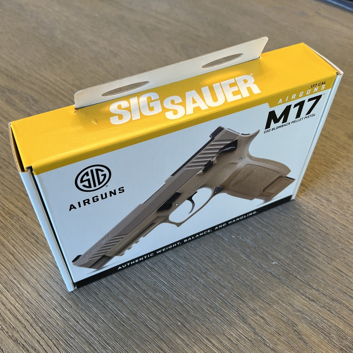 トイガン SIG SAUER M17 co2 Amazon.com : Sig Sauer P320 M17 CO2-Powered .177 Cal Semi
