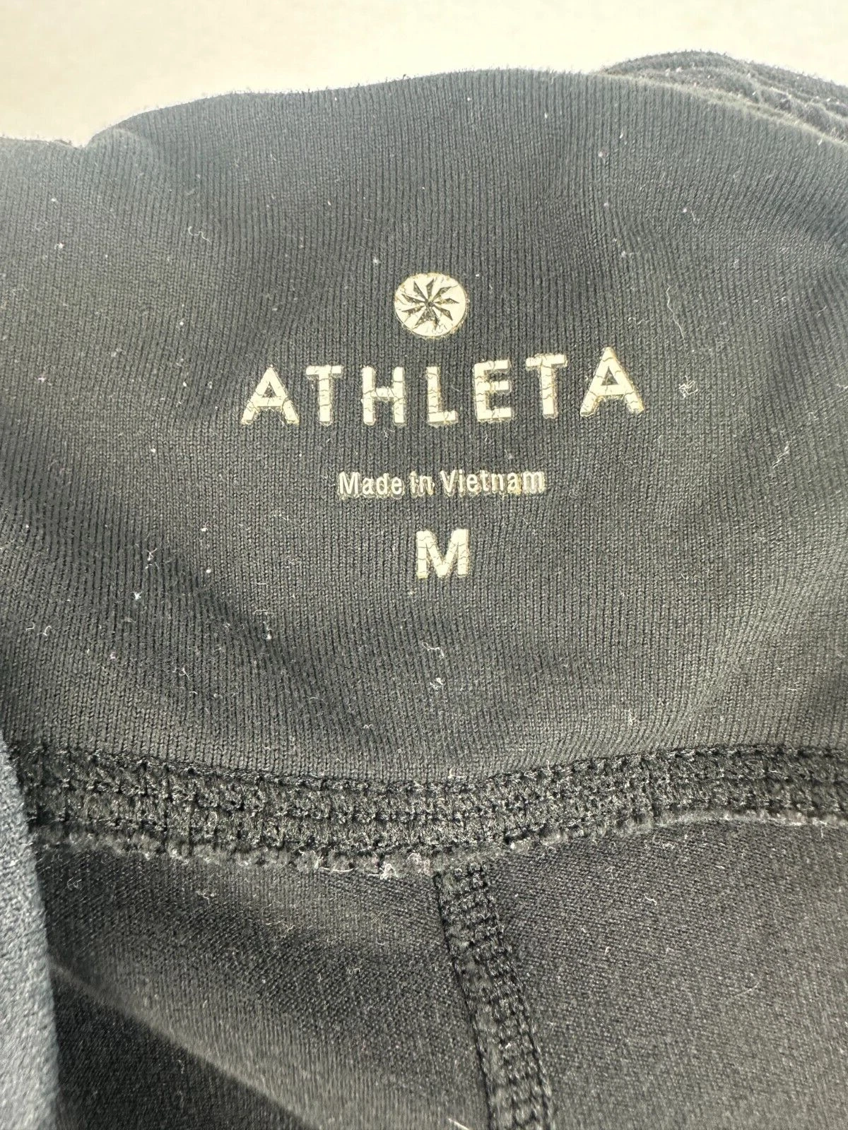 athleta joggers athleisure workout pockets leggings