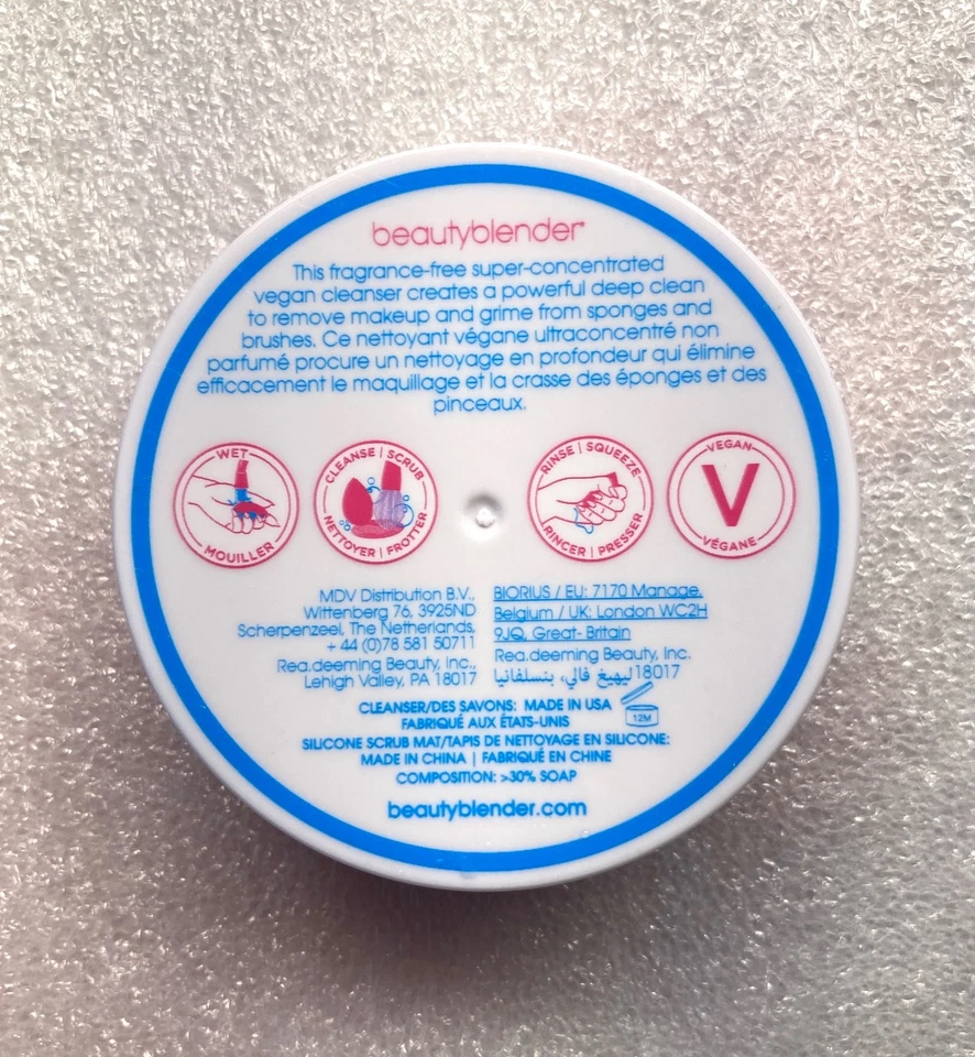 Beautyblender Licuadora Limpiador Sólido Sin Perfume Esponja y Cepillo Limpiador Foto 2 de 3