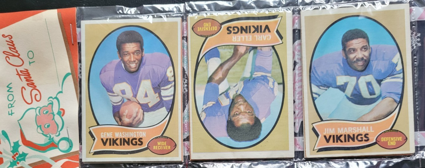 1970 Topps Holiday Football Card Rack Pack Carl Eller HOF (900-JI)