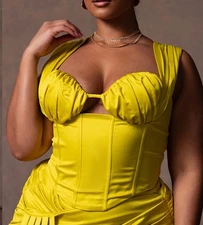 Womens Chartreuse Constructed Satin Ruched Bust Corset US/18 PrettyLittleThing