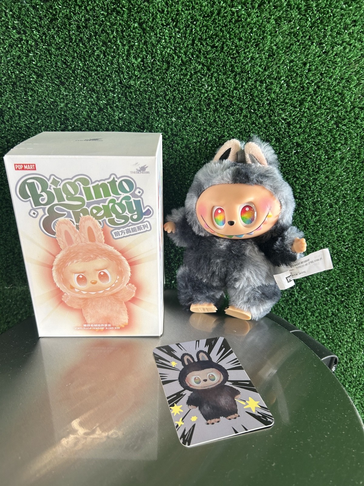 Exclusive Secret Monster Pop Black Rainbow Big Into Energy New Sealed US seller