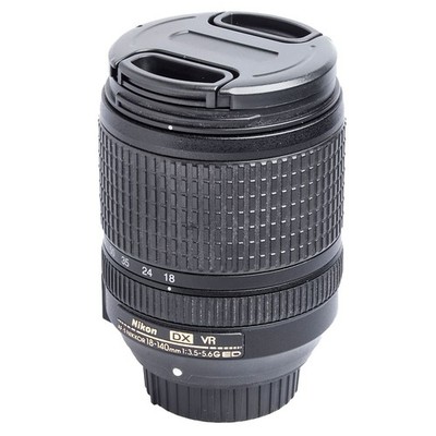 Nikon AF-S DX NIKKOR 18- 140mm F3.5-5.6G ED VR gebraucht Zustand: Stark Gebra...