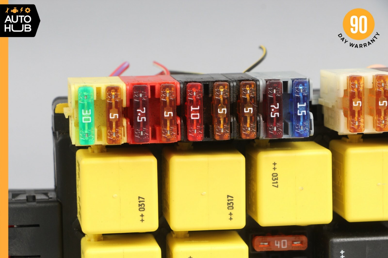 03-12 Mercedes R230 SL500 SL550 SLR Front Left SAM Fuse Box Control Module 52k