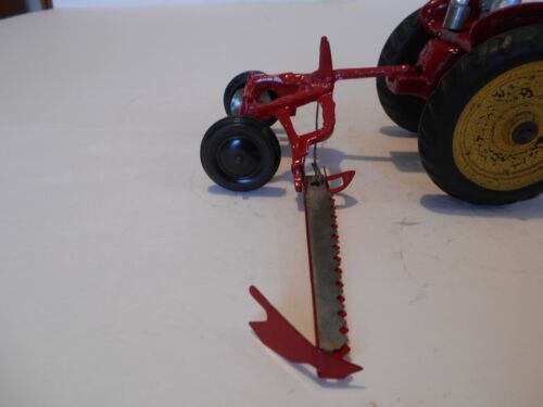 Custom 1950 King 1:16th Scale Massey-Harris 44 Tractor w/Sickle Bar Mower, Used - Picture 11 of 19