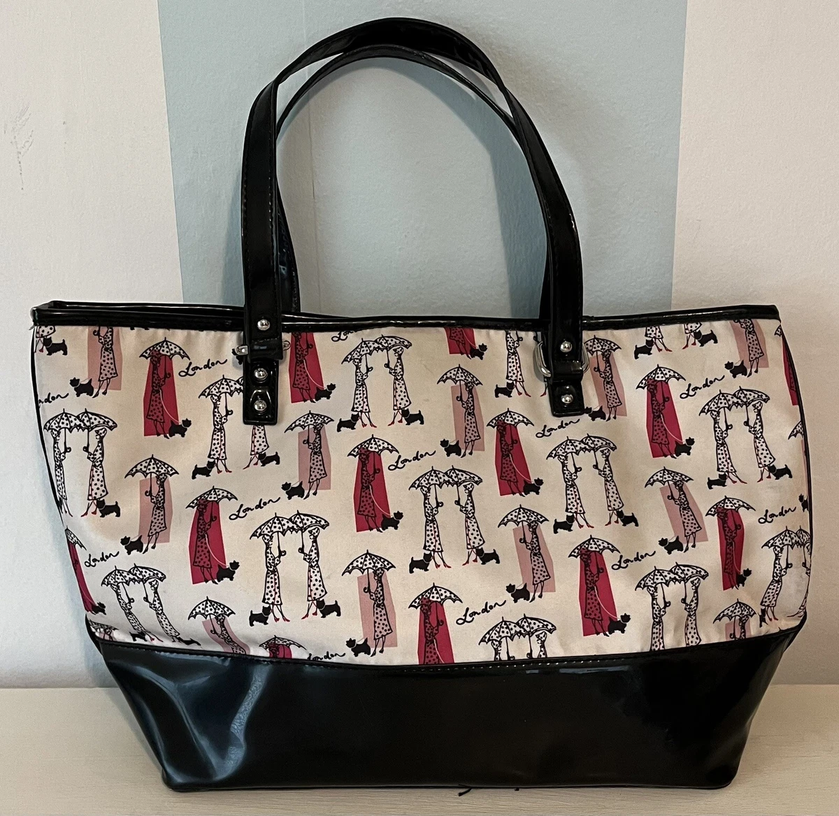 LOT:2119 | Lulu Guinness bag Shopper with contemporary 50s setting