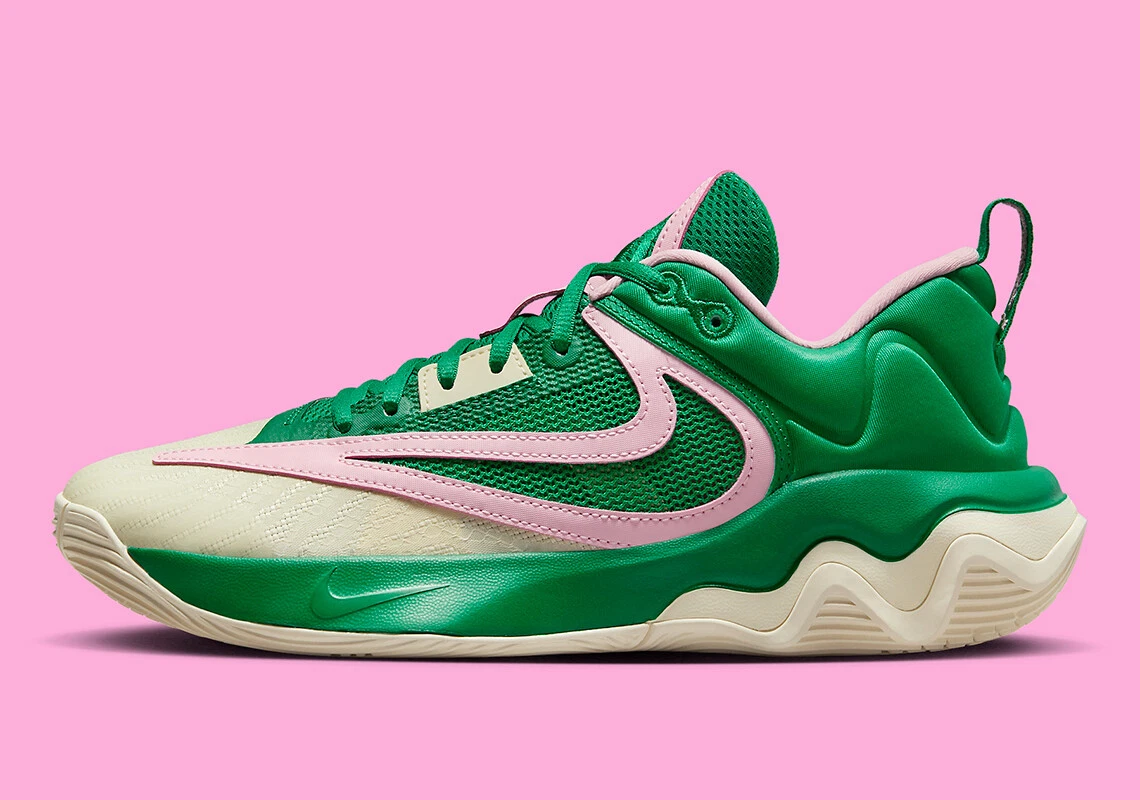 Nike Giannis Immortality 3 Malachite Green Pink DZ7533-300 sz 13 Men's